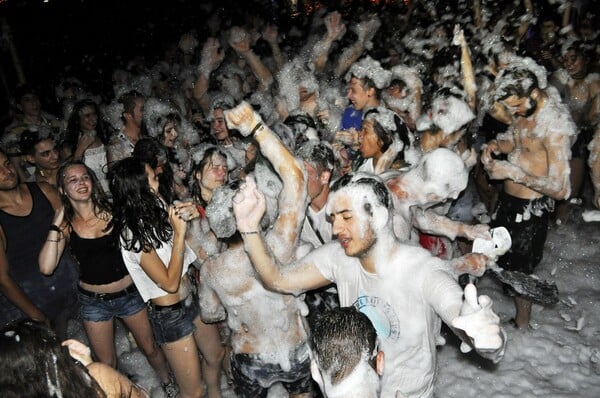 Let’s get foam beach edition