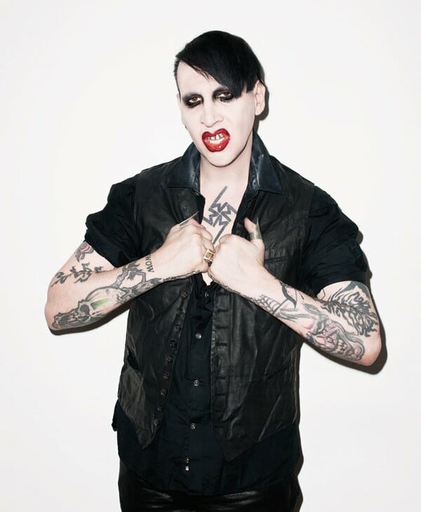 Ο Terry Richardson κατάφερε να φωτογραφίσει τον Marilyn Manson με τον πατέρα του