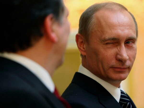 Το 2012 ο Βλάντιμιρ Πούτιν εκλέγεται Πρόεδρος της Ρωσικής Ομοσπονδίας 