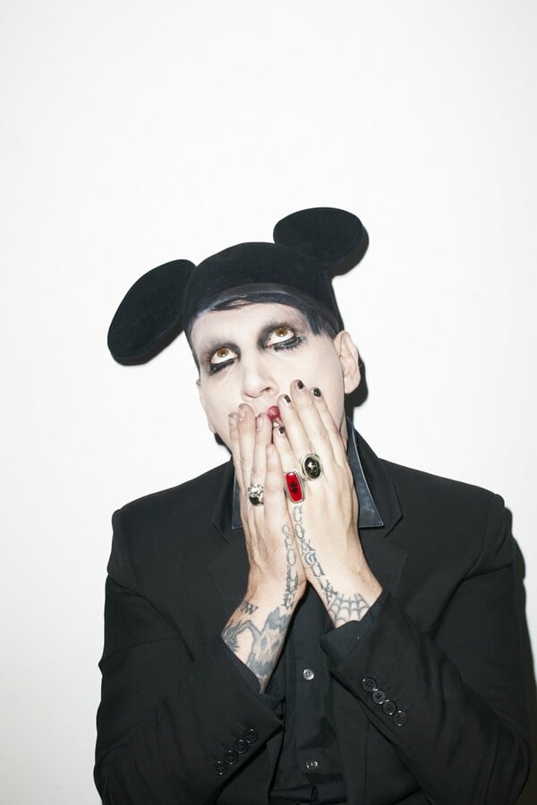 Ο Terry Richardson κατάφερε να φωτογραφίσει τον Marilyn Manson με τον πατέρα του