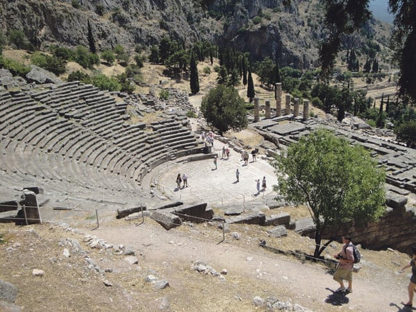 Νύχτα στους Δελφούς