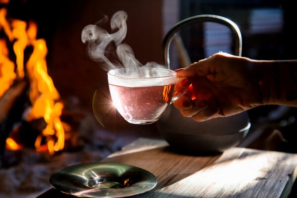 Πώς πίνεται σωστά το τσάι και πού θα βρεις τα καλύτερα τσάγια στην Αθήνα