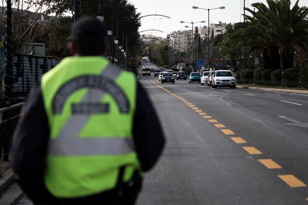 Χρυσοχοΐδης: Δεν απέκλεισε το ενδεχόμενο απαγόρευσης κυκλοφορίας από τις 6μμ