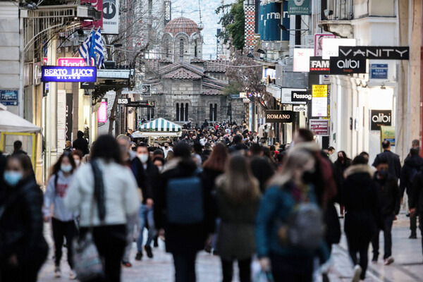 «Καμπανάκι» από Σαρηγιάννη: 6.000 με 10.000 κρούσματα την ημέρα αν δεν υπάρξει αυστηρό lockdown