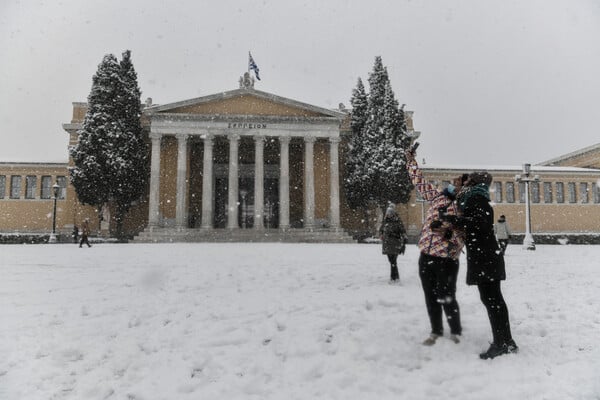 Κακοκαιρία: Η πρόγνωση για την εξέλιξη της «Μήδειας» - Μέχρι πότε θα χιονίζει στην Αττική