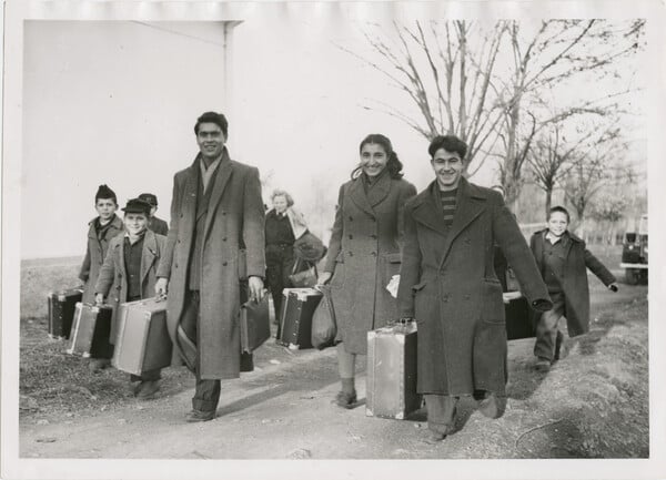 72 κυριολεκτικά συγκλονιστικές φωτογραφίες της διχασμένης Ελλάδας