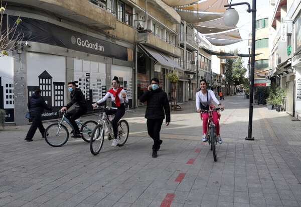 Χαλάρωση μέτρων στην Κύπρο: Ανοίγουν ξανά σχολεία, γυμναστήρια και γκαλερί