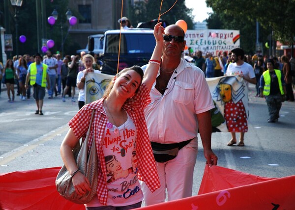 Σύνταγμα. 11η μέρα. Via Gay Parade.