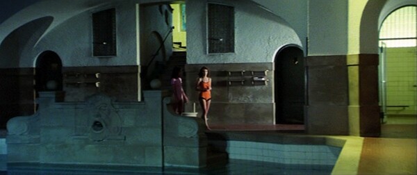 10 stills από την ταινία Suspiria