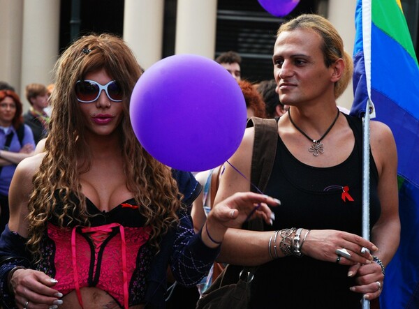 Σύνταγμα. 11η μέρα. Via Gay Parade.