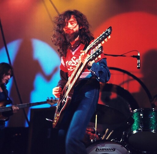 O Jimmy Page έκλεισε τα 68