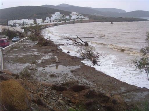 Aνεμοστρόβιλος «σάρωσε» την Αστυπάλαια