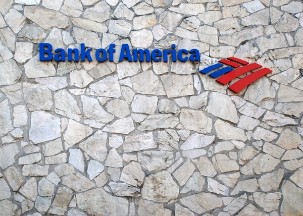 Η αμερικανική κυβέρνηση μήνυσε την Bank Of America