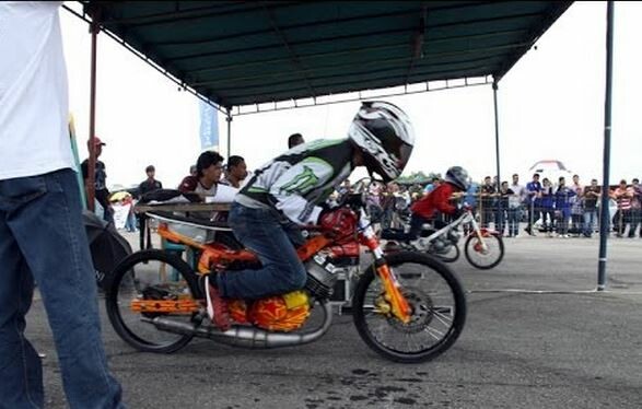 Nεκρός 20χρονος σε αγώνες Dragster στο Ελληνικό