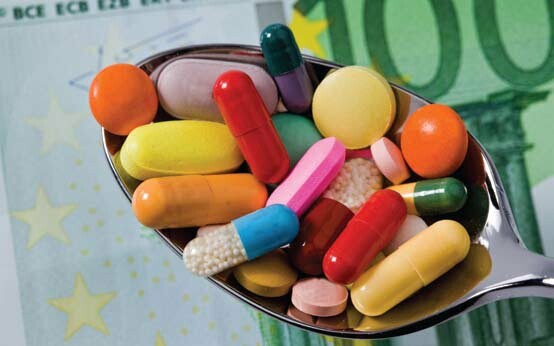 ΠΦΣ: Απειλεί με διακοπή της φαρμακευτικής περίθαλψης