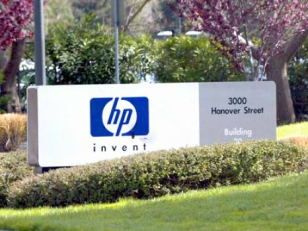 Η Hewlett-Packard κόβει 27.000 θέσεις εργασίας