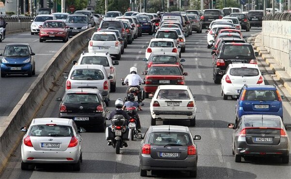 Εξετάζεται η αλλαγή του τρόπου φορολόγησης των ι.χ.