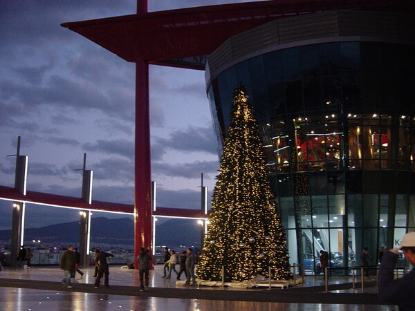 Τηλεφώνημα για βόμβα στο Mall