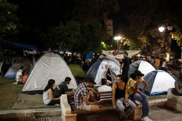 Να φύγουν οι σκηνές των “αγανακτισμένων” από την πλατεία ζητά ο υπ. Δικαιοσύνης