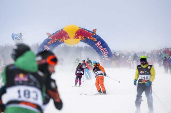 Η μαζικότερη ski & snowboard κατάβαση στη χώρα