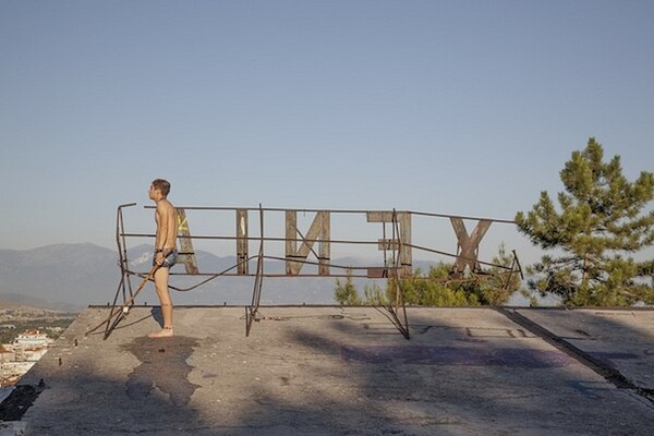 Η Liberation κάνει εγκωμιαστικά σχόλια για την νέα ταινία του Πάνου Κούτρα