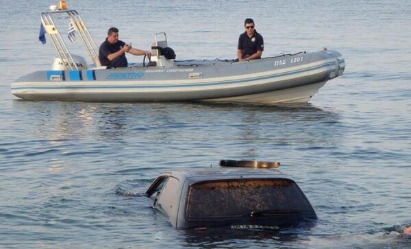 Βόλος: 22χρονος έπεσε με το αυτοκίνητο στη θάλασσα
