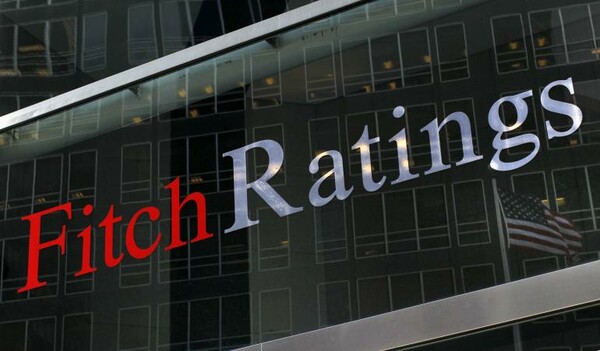 Fitch: Συμφωνία ή υποβάθμιση