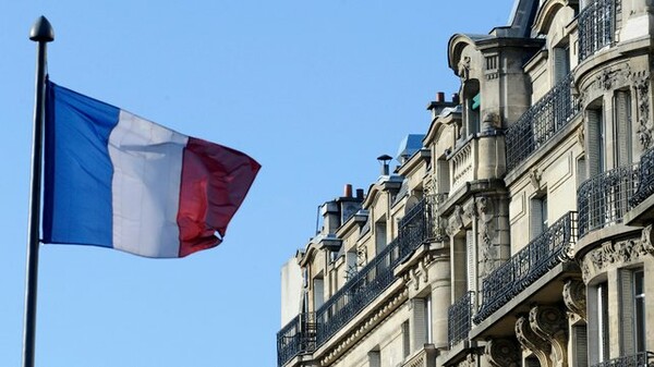 Γαλλία: Δεν πιάνουν τους στόχους του προϋπολογισμού