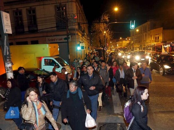 Πολύ ισχυρός σεισμός 8,3 Ρίχτερ χτύπησε τη Χιλή