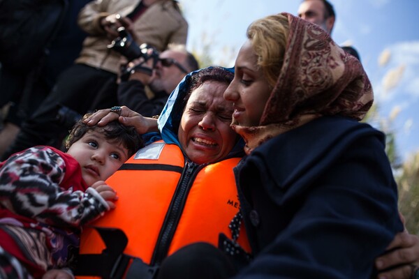 Έρευνα: Ποια είναι η στάση των Ελλήνων απέναντι στην προσφυγική κρίση;