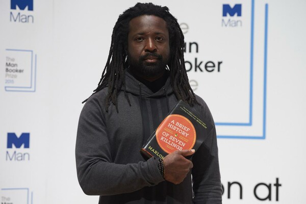 O Marlon James έγινε ο πρώτος Τζαμαϊκανός νικητής του βραβείου Μπούκερ