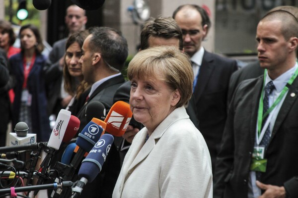 Μέρκελ: «Κ. Τσίπρα τέλος λιτότητας και ευρωζώνη δεν γίνονται ταυτόχρονα»