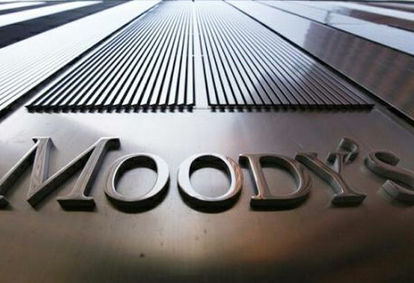 10 τουρκικές τράπεζες απειλούνται με υποβάθμιση από τον Moody’s