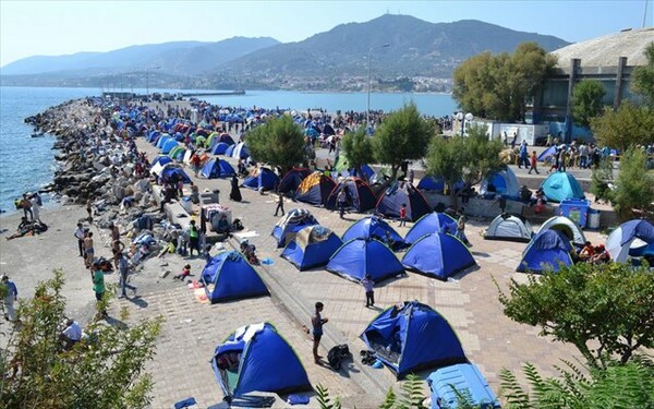 Nέες συγκρούσεις με πρόσφυγες στη Μυτιλήνη