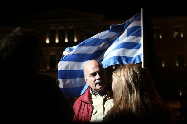 300 διανοούμενοι υπέρ της Ελλάδας