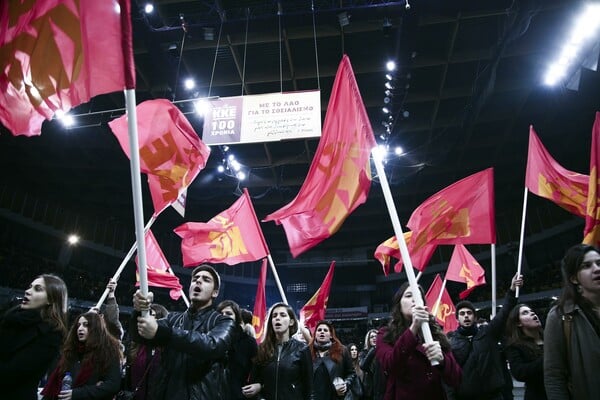 25 φωτογραφίες απ' τη μεγάλη γιορτή για τα 97 χρόνια του ΚΚΕ