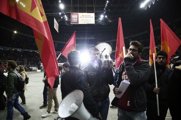 25 φωτογραφίες απ' τη μεγάλη γιορτή για τα 97 χρόνια του ΚΚΕ