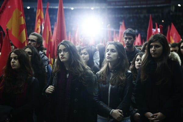 25 φωτογραφίες απ' τη μεγάλη γιορτή για τα 97 χρόνια του ΚΚΕ