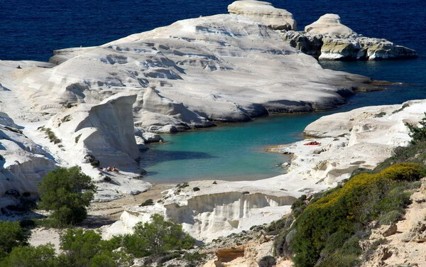 Οι 17 ωραιότερες παραλίες της Ελλάδας, στην καρδιά του χειμώνα