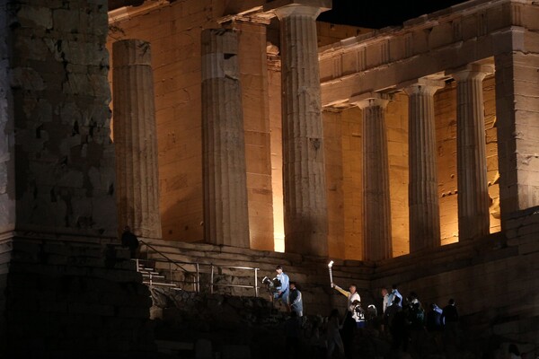 Η Ολυμπιακή Φλόγα στον Παρθενώνα