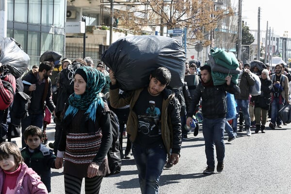 "Ασφυξία" στην Ειδομένη με 5.500 πρόσφυγες