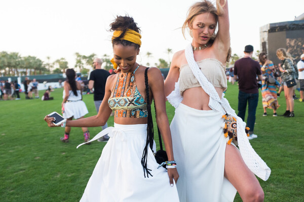 Τα κορίτσια του Coachella - Street style από το μεγάλο φεστιβάλ μουσικής που μόλις ξεκίνησε