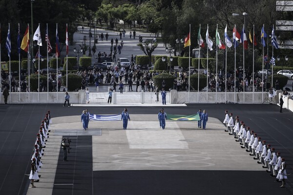 Η Αθήνα παρέδωσε την Ιερή Φλόγα στο Ρίο