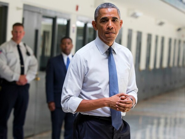 O Ομπάμα μείωσε τις ποινές 58 κρατουμένων για υποθέσεις ναρκωτικών