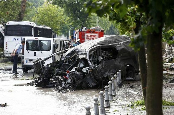 Update: Έκρηξη στο κέντρο της Κωνσταντινούπολης-Στους 11 οι νεκροί, οι επτά αστυνομικοί (Photos-Video)