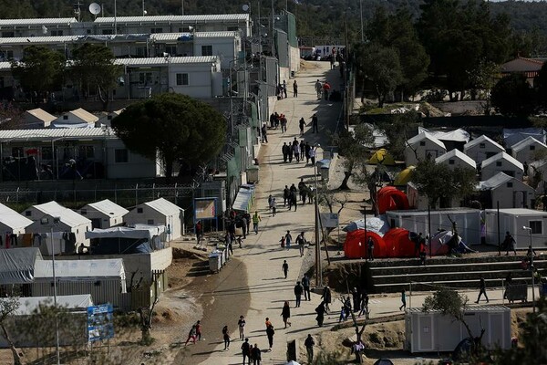 Μόρια Λέσβου: Τι ζητάνε οι κάτοικοι ενώ η αστυνομία συλλαμβάνει μετανάστες για κλοπές