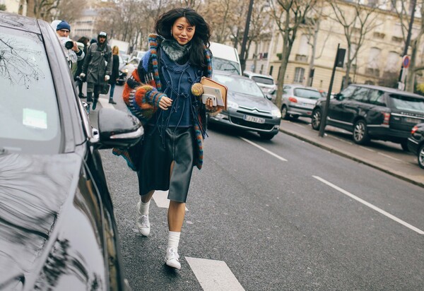 Παρίσι Street Style - 60 φωτογραφίες από την εβδομάδα μόδας στο Παρίσι