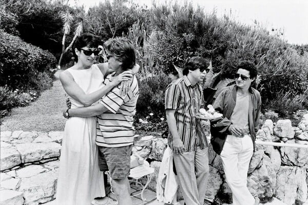 Sharon Stone, Mick Jagger, Bono και διάσημα μοντέλα διασκεδάζουν στα θρυλικά πάρτι του Johnny Pigozzi