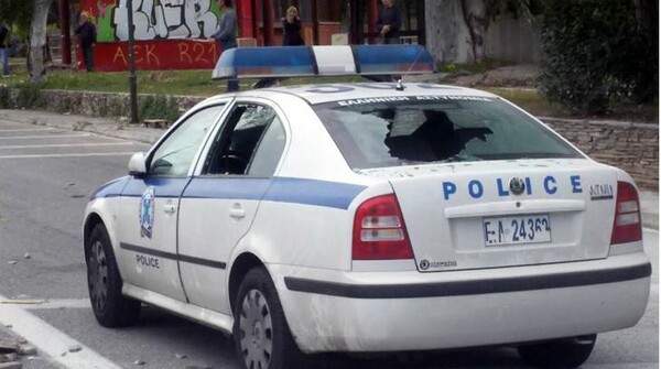 Ελεύθερος μετά την απολογία του ο 30χρονος που έσπασε το περιπολικό στο Χαϊδάρι