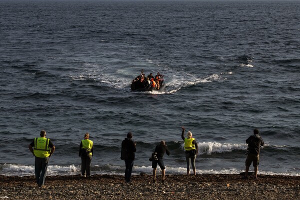 Η Ολλανδία δωρίζει τρία πλήρως εξοπλισμένα ασθενοφόρα στην Ελλάδα